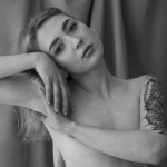 Artistry of Nude Women Pics